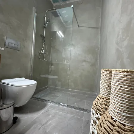 Angelo Agapi Gæstehus Vlorë