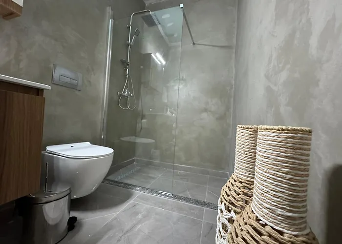 Angelo Agapi 招待所 Vlorë