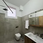 Lady 40 - Valona Maison d'hôtes Vlorë