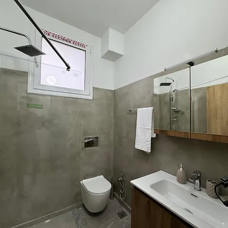 Angelo Agapi Penzion Vlorë