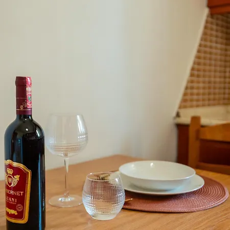 Lady 40 - Valona, By Alba Experience Maison d'hôtes Vlorë