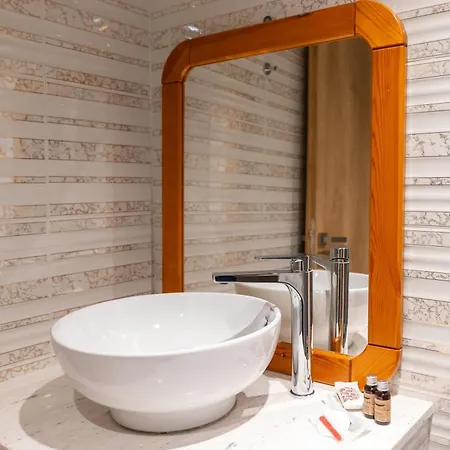 Guest house Lady 40 - Valona, By Alba Experience Vlore