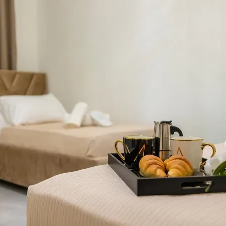 Lady 40 - Valona, By Alba Experience Guest house Vlore