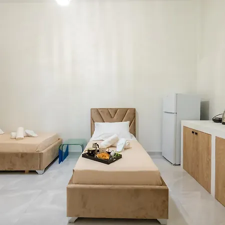 Guest house Lady 40 - Valona, By Alba Experience 3*